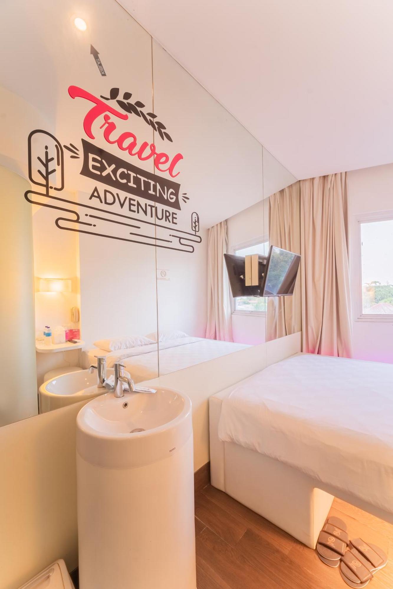 J Icon Hip Hotel Balikpapan  Exteriér fotografie